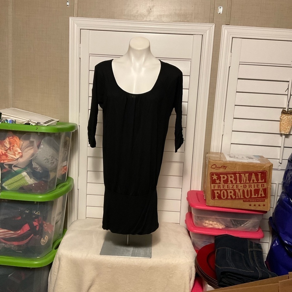 Lucy Black Long Sleeve Dress